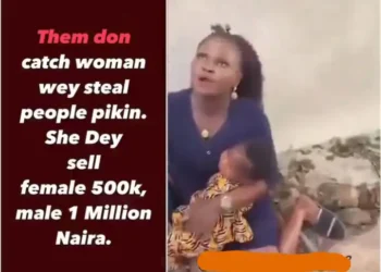 Lady caught red-handed stealing children to sell (Video)