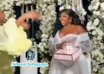 See why this lady’s bridal shower video is trending online (Video)