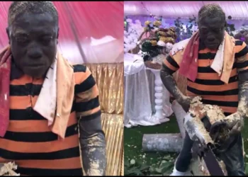 Body Of A Dead Tree cutter In Ghana Made To Take Form During His Funeral [VIDEO]