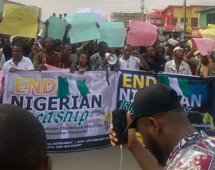 More protest loom as residents of Ibadan protest against economic hardship (Video)
