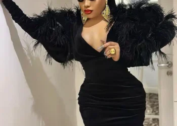 Bobrisky removes testicles, says he now has a v@gina