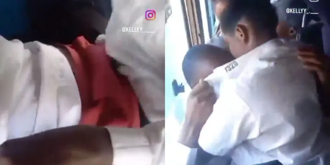 Trending video of secondary school students twerking and making out in a bus 1 Trending video of secondary school students twerking and making out in a bus