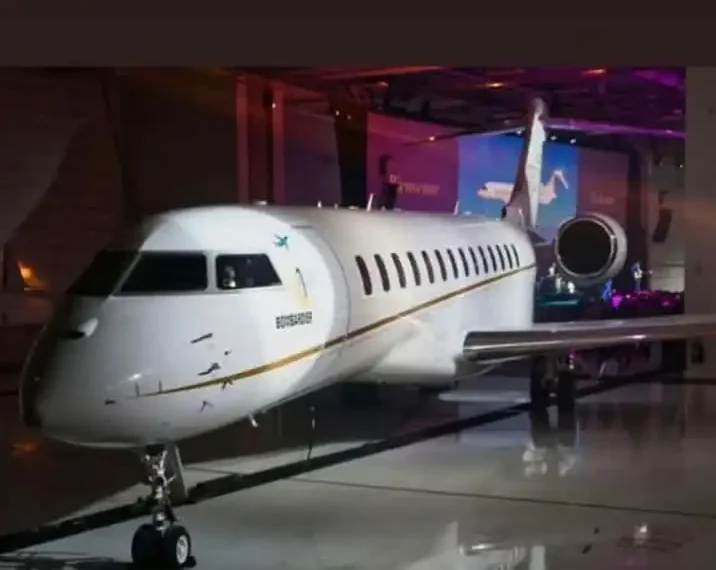 Davido's Aide, Israel DMW Confirms Ownership of New Private Jet Amidst Doubt  1 Davido’s Aide, Israel DMW Confirms Ownership of New Private Jet Amidst Doubt