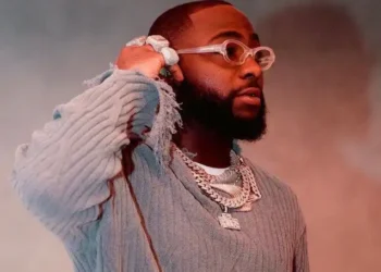 Davido debunks false arrest claims