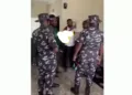 Member calls police on pastor refuses to refund him after he mistakenly sent 1 Million instead of 100k 6 Member calls police on pastor refuses to refund him after he mistakenly sent 1 Million instead of 100k
