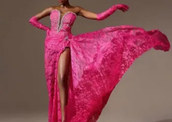 BBNaija’s Vee Claps back at Isilomo for rating her AMVCA outfit low