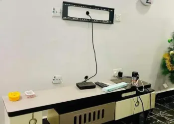 Man in pain and regret after a strange lady he helped made away with his TV