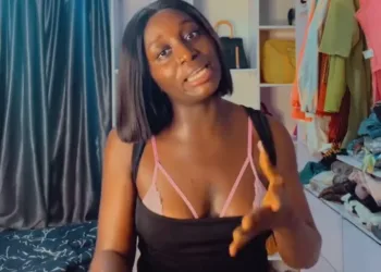 “Why are men scared of entering the second hole” – Lady ask a very important question