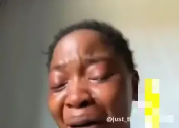 Lady breaks down terribly after losing huge amount of money on virtual bet